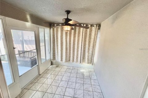 Casa en alquiler en Groveland, Florida, 3 dormitorios, 152.17 m2 № 1902266 - foto 16