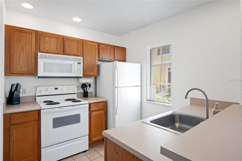 Condominio en venta en Kissimmee, Florida, 4 dormitorios, 136.57 m2 № 1776829 - foto 5