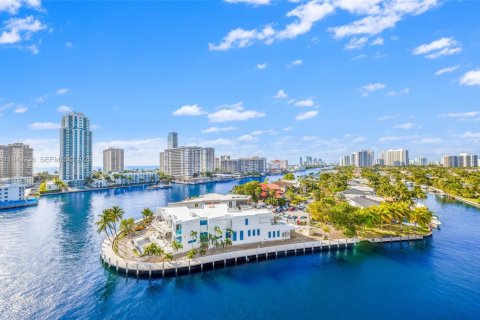 Снять в аренду кондоминиум в Халландейл-Бич, Флорида 1 спальня, 85.47м2, № 2005726 - фото 22