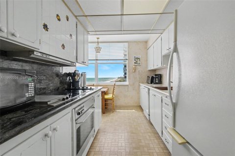 Copropriété à vendre à Boca Raton, Floride: 3 chambres, 186.36 m2 № 2065196 - photo 7