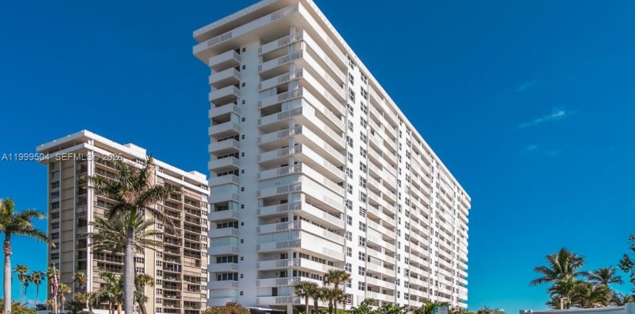 Condo à Boca Raton, Floride, 3 chambres  № 2065196