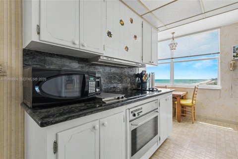 Copropriété à vendre à Boca Raton, Floride: 3 chambres, 186.36 m2 № 2065196 - photo 8
