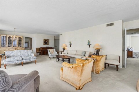 Copropriété à vendre à Boca Raton, Floride: 3 chambres, 186.36 m2 № 2065196 - photo 20