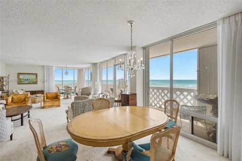 Copropriété à vendre à Boca Raton, Floride: 3 chambres, 186.36 m2 № 2065196 - photo 11