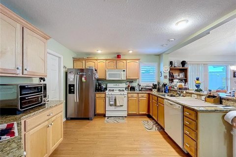 Villa ou maison à vendre à The Villages, Floride: 2 chambres, 111.11 m2 № 2408547 - photo 8