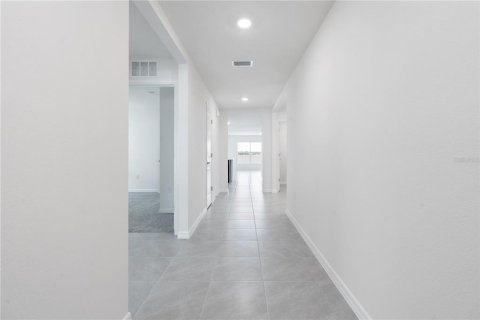 Casa en alquiler en Ocala, Florida, 4 dormitorios, 169.73 m2 № 2197492 - foto 2