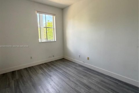 Adosado en alquiler en Dania Beach, Florida, 3 dormitorios, 128.39 m2 № 2075917 - foto 15