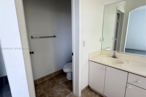 Adosado en alquiler en Dania Beach, Florida, 3 dormitorios, 128.39 m2 № 2075917 - foto 13