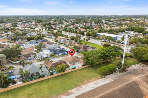 Купить виллу или дом в Майами, Флорида 4 спальни, 167.13м2, № 2061346 - фото 30