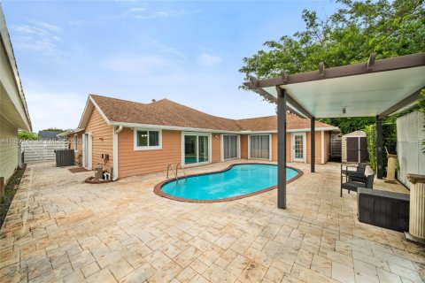 Купить виллу или дом в Майами, Флорида 4 спальни, 167.13м2, № 2061346 - фото 21