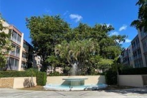 Copropriété à vendre à Plantation, Floride: 2 chambres, 115.38 m2 № 2178365 - photo 5