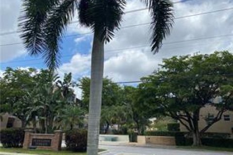 Copropriété à vendre à Plantation, Floride: 2 chambres, 115.38 m2 № 2178365 - photo 23