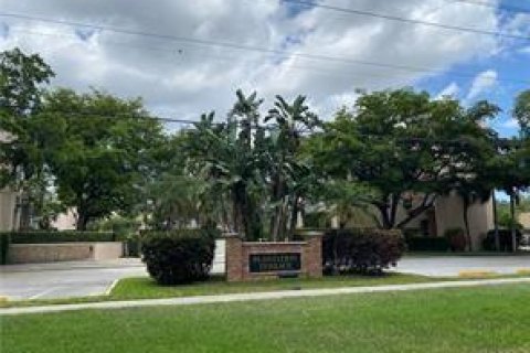 Copropriété à vendre à Plantation, Floride: 2 chambres, 115.38 m2 № 2178365 - photo 22