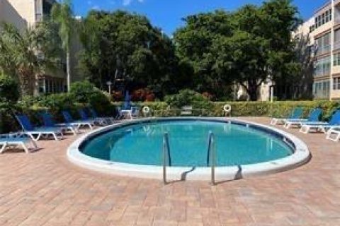 Copropriété à vendre à Plantation, Floride: 2 chambres, 115.38 m2 № 2178365 - photo 20