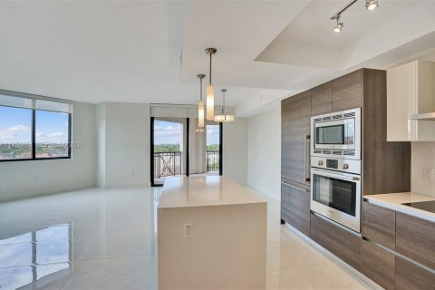 Condominio en Coral Gables, Florida, 2 dormitorios  № 1998194