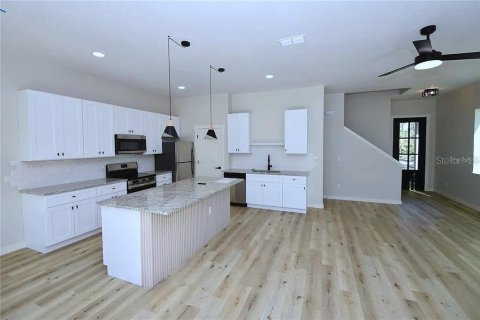 Immobilier commercial à vendre à Palm Coast, Floride: 387.4 m2 № 1732569 - photo 4