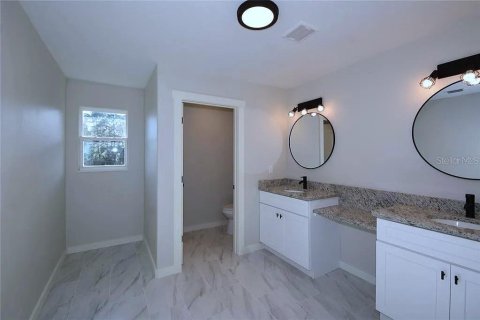 Immobilier commercial à vendre à Palm Coast, Floride: 387.4 m2 № 1732569 - photo 19