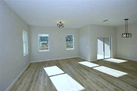 Immobilier commercial à vendre à Palm Coast, Floride: 387.4 m2 № 1732569 - photo 12