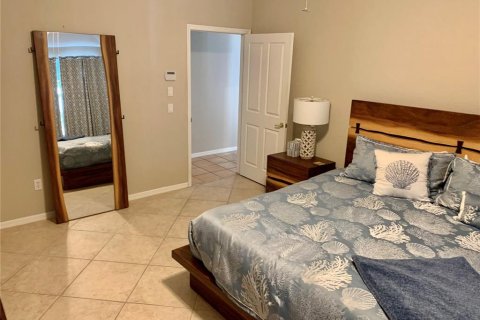 House in Punta Gorda, Florida 3 bedrooms, 180.23 sq.m. № 2233528 - photo 20