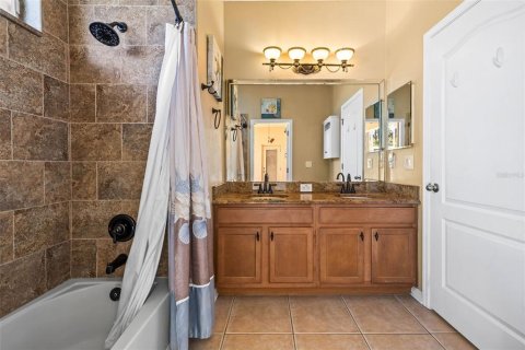 Casa en venta en Valrico, Florida, 4 dormitorios, 195.19 m2 № 1720095 - foto 19