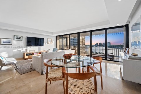 Condominio en venta en Miami, Florida, 2 dormitorios, 152.55 m2 № 1936089 - foto 7