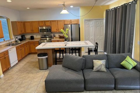 Casa en venta en Kissimmee, Florida, 6 dormitorios, 267.65 m2 № 1395491 - foto 7