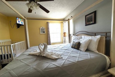 Casa en venta en Kissimmee, Florida, 6 dormitorios, 267.65 m2 № 1395491 - foto 17