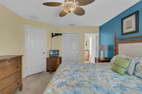 Casa en venta en Kissimmee, Florida, 6 dormitorios, 267.65 m2 № 1395491 - foto 16