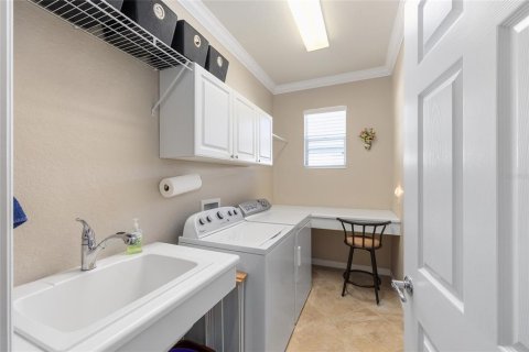 House in Ocala, Florida 2 bedrooms, 176.89 sq.m. № 2235734 - photo 25