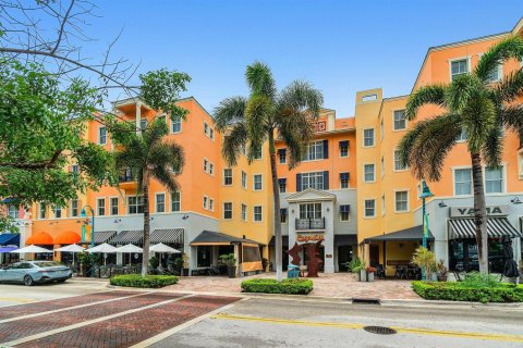 Condo in Delray Beach, Florida, 2 bedrooms  № 2086640 - photo 29