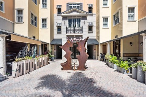 Condo in Delray Beach, Florida, 2 bedrooms  № 2086640 - photo 30