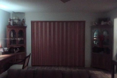 House in Ocala, Florida 2 bedrooms, 118.36 sq.m. № 1811621 - photo 5