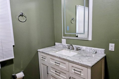 House in Lakeland, Florida 3 bedrooms, 175.4 sq.m. № 2391525 - photo 20