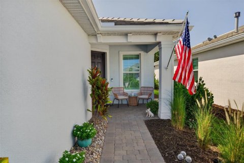House in Englewood, Florida 2 bedrooms, 130.53 sq.m. № 2157803 - photo 4