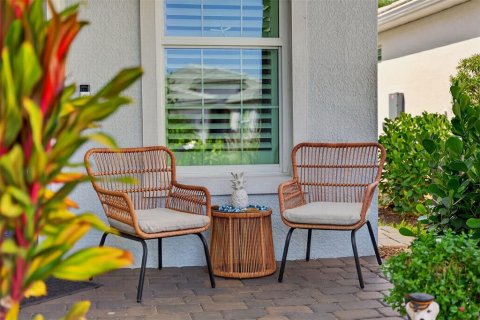 House in Englewood, Florida 2 bedrooms, 130.53 sq.m. № 2157803 - photo 6