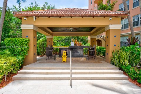 Condo in Aventura, Florida, 2 bedrooms № 2194643 - photo 30