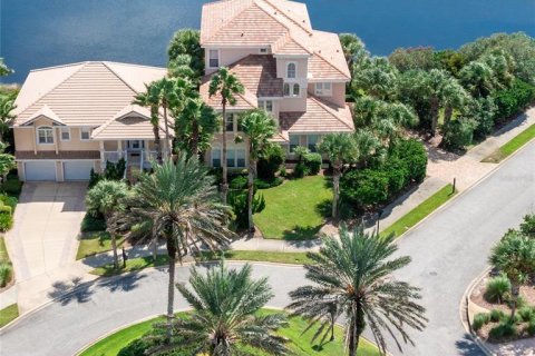 Villa ou maison à vendre à Palm Coast, Floride: 6 chambres, 471.48 m2 № 1857844 - photo 3