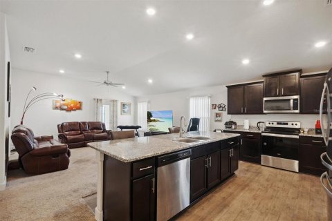 Casa en venta en Kissimmee, Florida, 3 dormitorios, 172.98 m2 № 1612888 - foto 10
