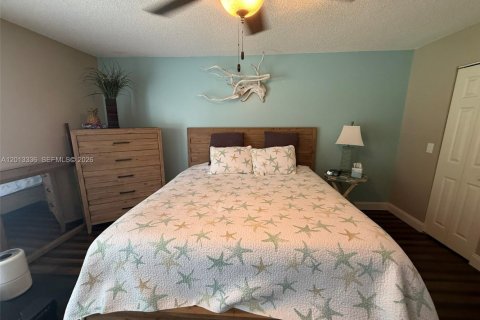 Condo in Palm Beach Gardens, Florida, 2 bedrooms  № 2075596 - photo 11