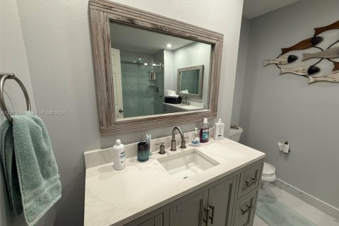 Condo in Palm Beach Gardens, Florida, 2 bedrooms  № 2075596 - photo 13
