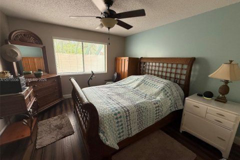 Condo in Palm Beach Gardens, Florida, 2 bedrooms  № 2075596 - photo 17