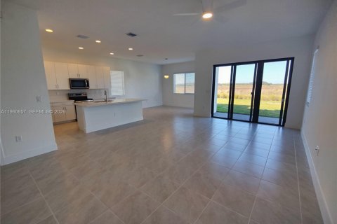 Villa ou maison à louer à Ave Maria, Floride: 3 chambres № 2021863 - photo 7