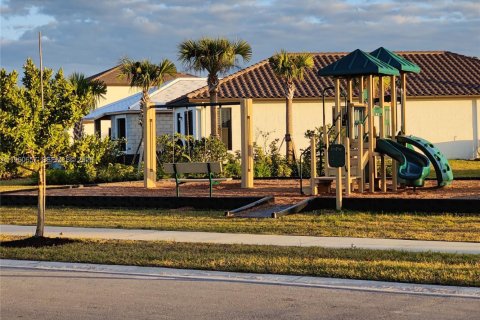 Villa ou maison à louer à Ave Maria, Floride: 3 chambres № 2021863 - photo 4