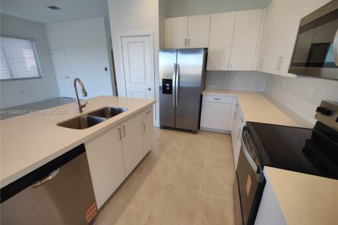 Villa ou maison à louer à Ave Maria, Floride: 3 chambres № 2021863 - photo 11