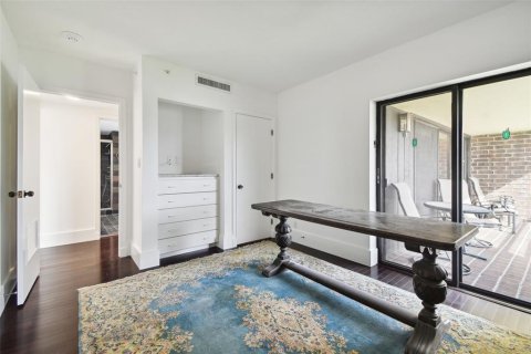 Condo in Palm Harbor, Florida, 2 bedrooms  № 1422495 - photo 16