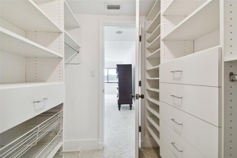 Condo in Palm Harbor, Florida, 2 bedrooms  № 1422495 - photo 28