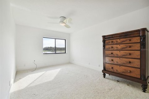 Condo in Palm Harbor, Florida, 2 bedrooms  № 1422495 - photo 22