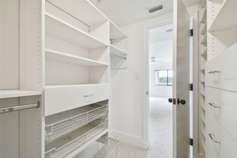 Condo in Palm Harbor, Florida, 2 bedrooms  № 1422495 - photo 29