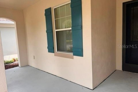 Touwnhouse à louer à Tampa, Floride: 3 chambres, 224.92 m2 № 2226344 - photo 3