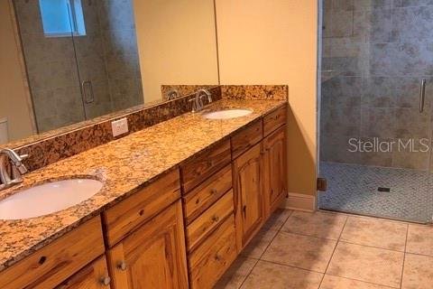 Touwnhouse à louer à Tampa, Floride: 3 chambres, 224.92 m2 № 2226344 - photo 27